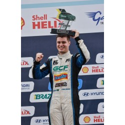 Piloto campo-larguense vence na Copa Hyundai HB20